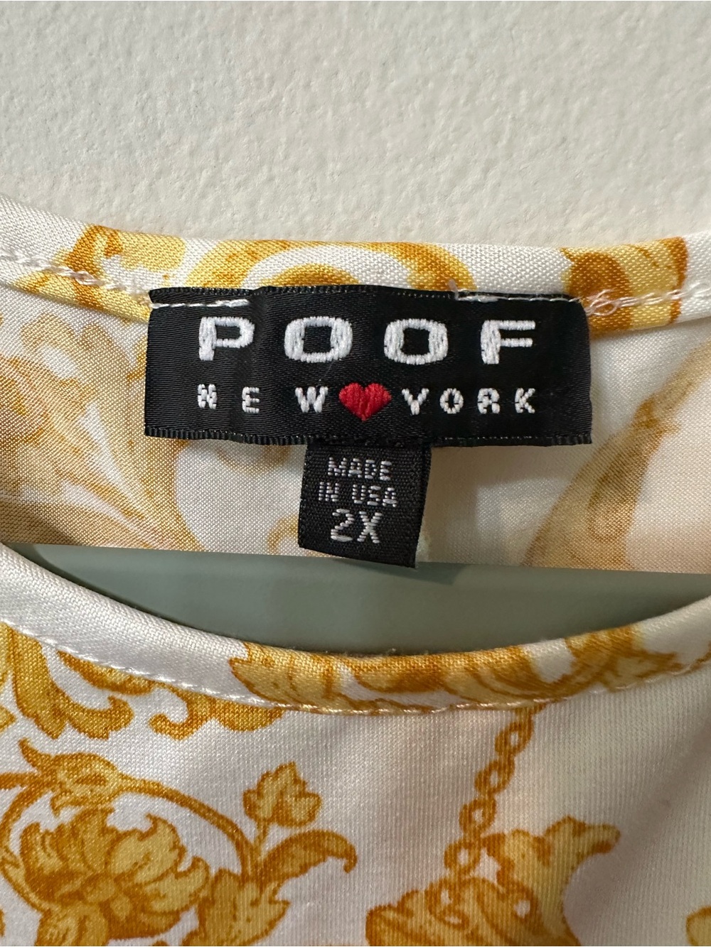 Poof New York Gold Baroque Chain Print Dress Plus Size 2X Short Sleeve Side Slit - Picture 8 of 9